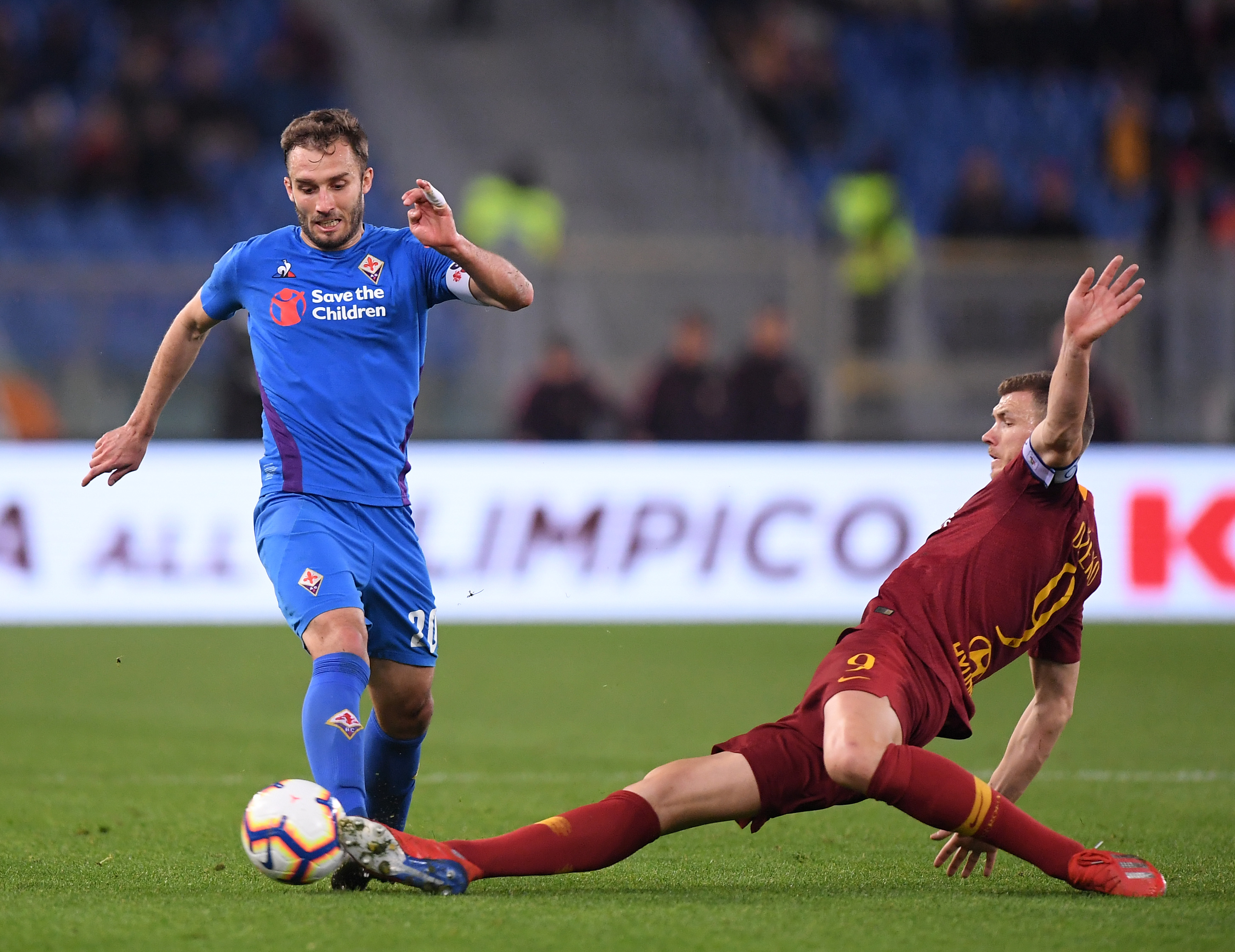 尼古拉-佩佩：梅西和C罗的不同？梅西像孙悟空，C罗像贝吉塔（尼古拉-佩佩谈梅西与C罗差异：梅西似孙悟空，C罗更像贝吉塔）