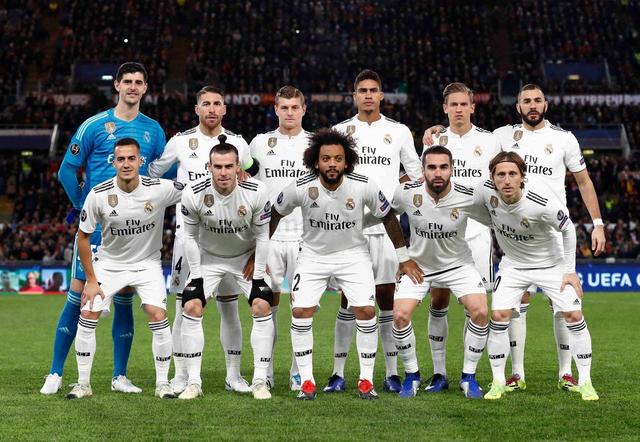 刘健：邵佳一做到了对每个人都公平，下班在路上也要思考问题（刘健称邵佳一对所有人公平，连下班路上也在琢磨工作）