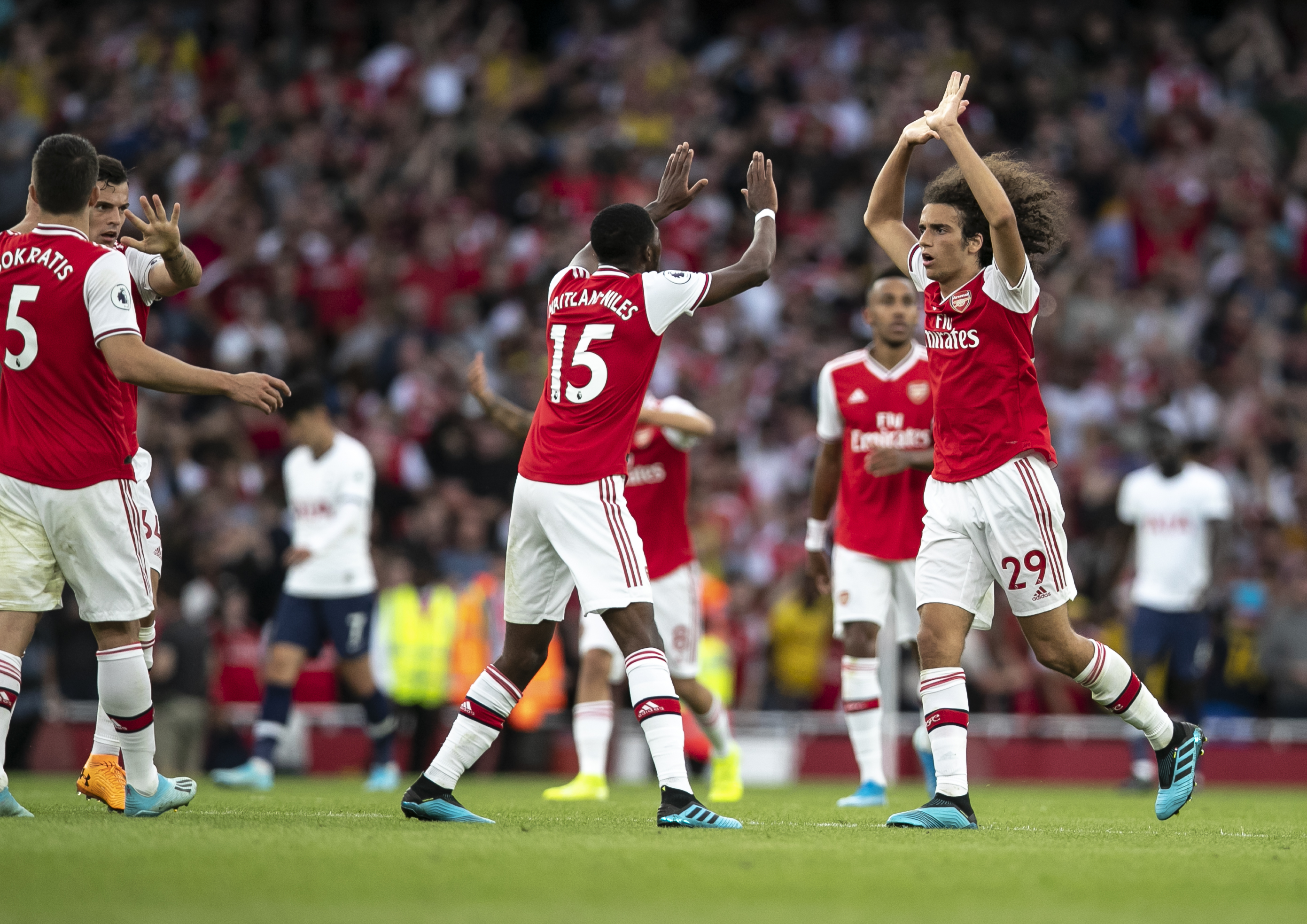 每体：亚马尔成西甲遭种族歧视最多球员，占比超维尼修斯一倍（每体：亚马尔成西甲遭种族歧视最频繁球员，比例为维尼修斯的两倍）