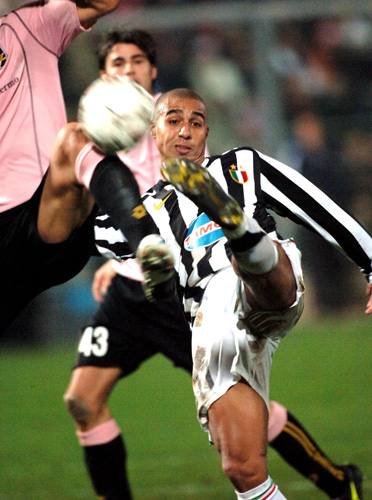 中国队三人晋级世界杯U型场地技巧决赛（中国队三将闯入世界杯U型场地技巧决赛）