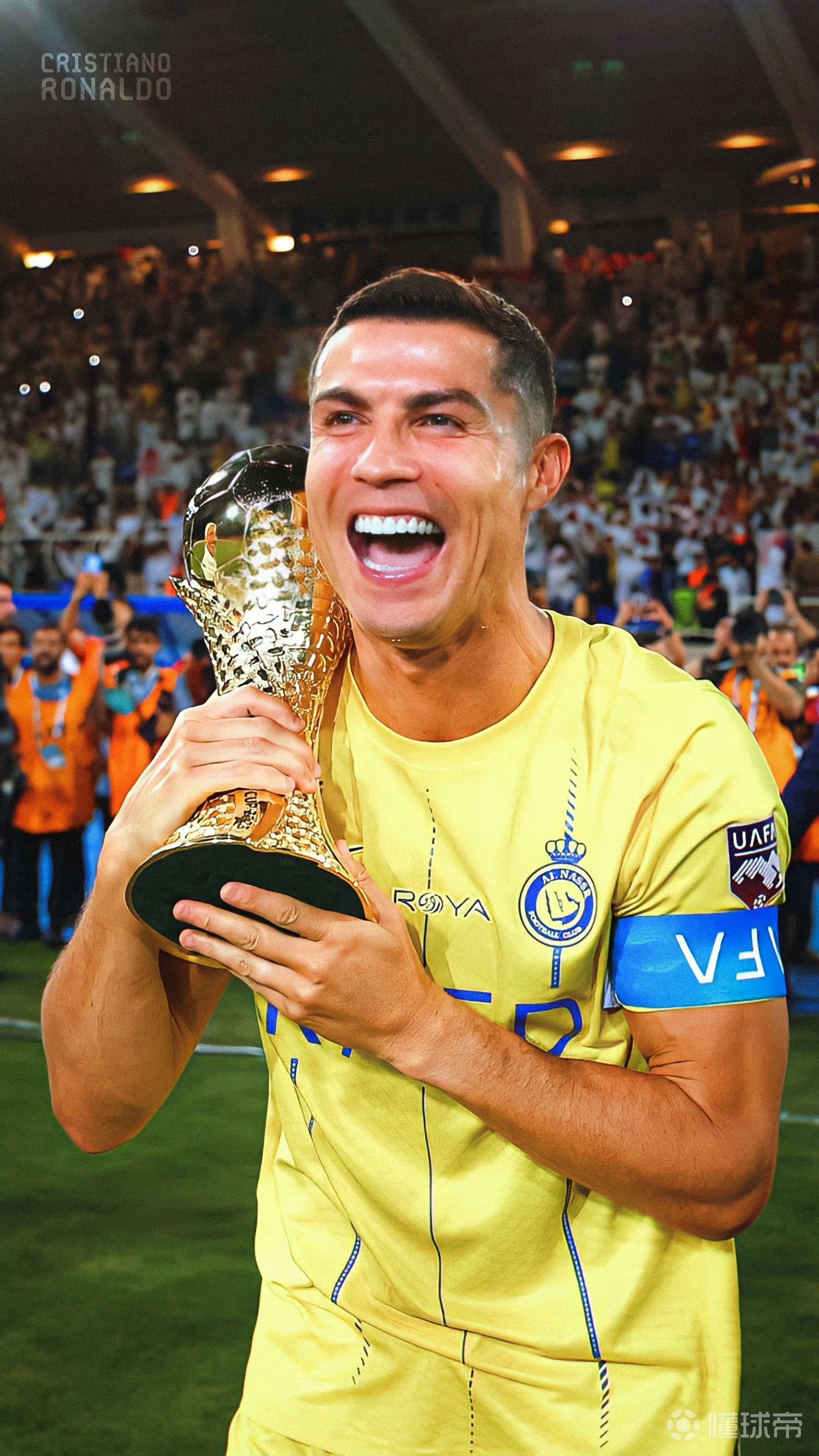 斯基拉：因西涅愿加盟拉齐奥，120万欧年薪签约至27年（斯基拉：因西涅愿投拉齐奥，年薪120万欧，合同至2027年）