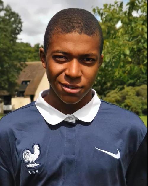 美记：快船会善待保罗，与经纪公司合作为保罗寻找合适下家（美媒：快船将妥善安置保罗，联手其经纪团队物色合适下家）