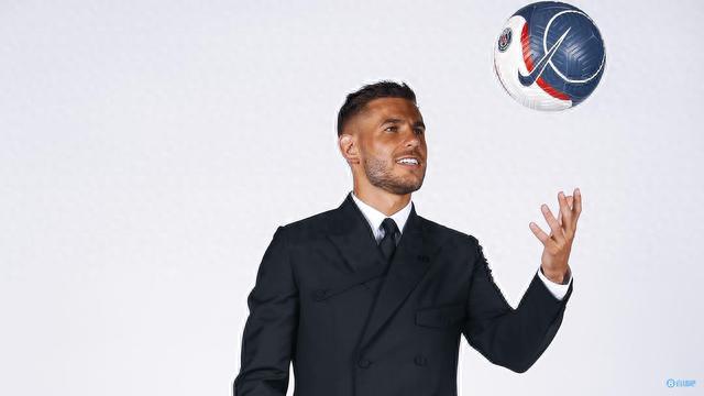 Sacha：巴黎没和布阿迪接触也没达成协议，里尔要价1亿（Sacha：里尔标价1亿，巴黎尚未与布阿迪接触亦未达成协议）